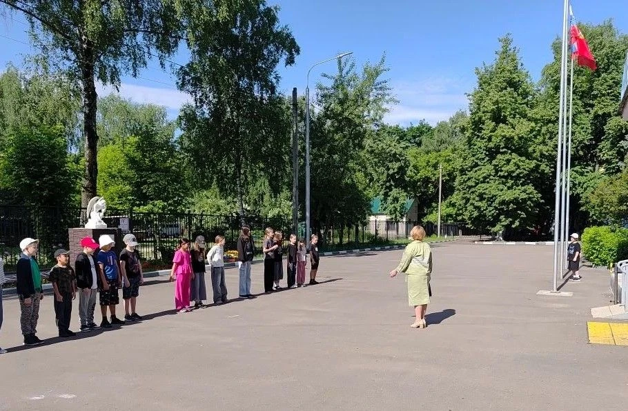 ☀️ Один день в нашем лагере — море энергии и ярких впечатлений! ☀️Утро началось по-настоящему торжес