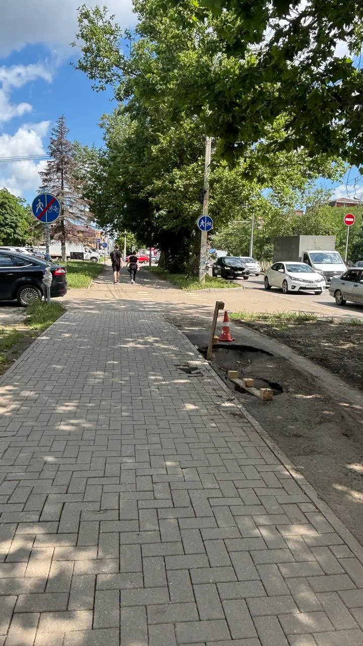 #НамПишут о новой яме на улице Московской