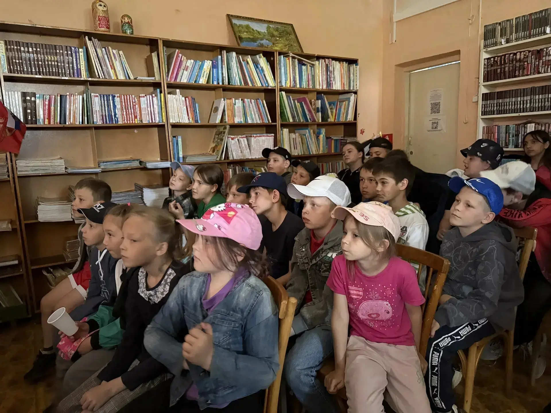 Вот и наступило долгожданное время каникул. А это значит весёлый школьный летний лагерь.