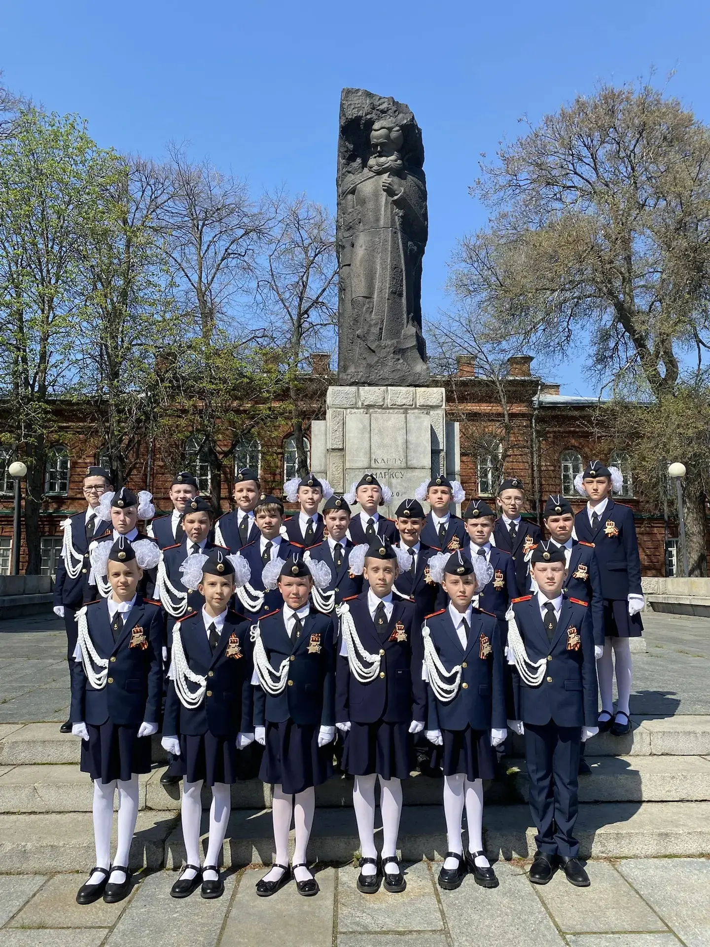 🇷🇺🏆Гордость гимназии: успехи в военно-патриотических соревнованиях!