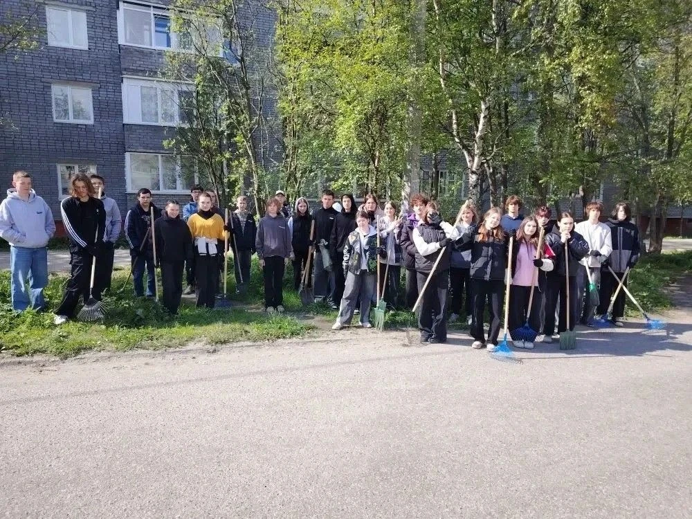 ☀️ На базе летнего оздоровительного лагеря в школе №14 уже четвёртый сезон открывается трудовой отря