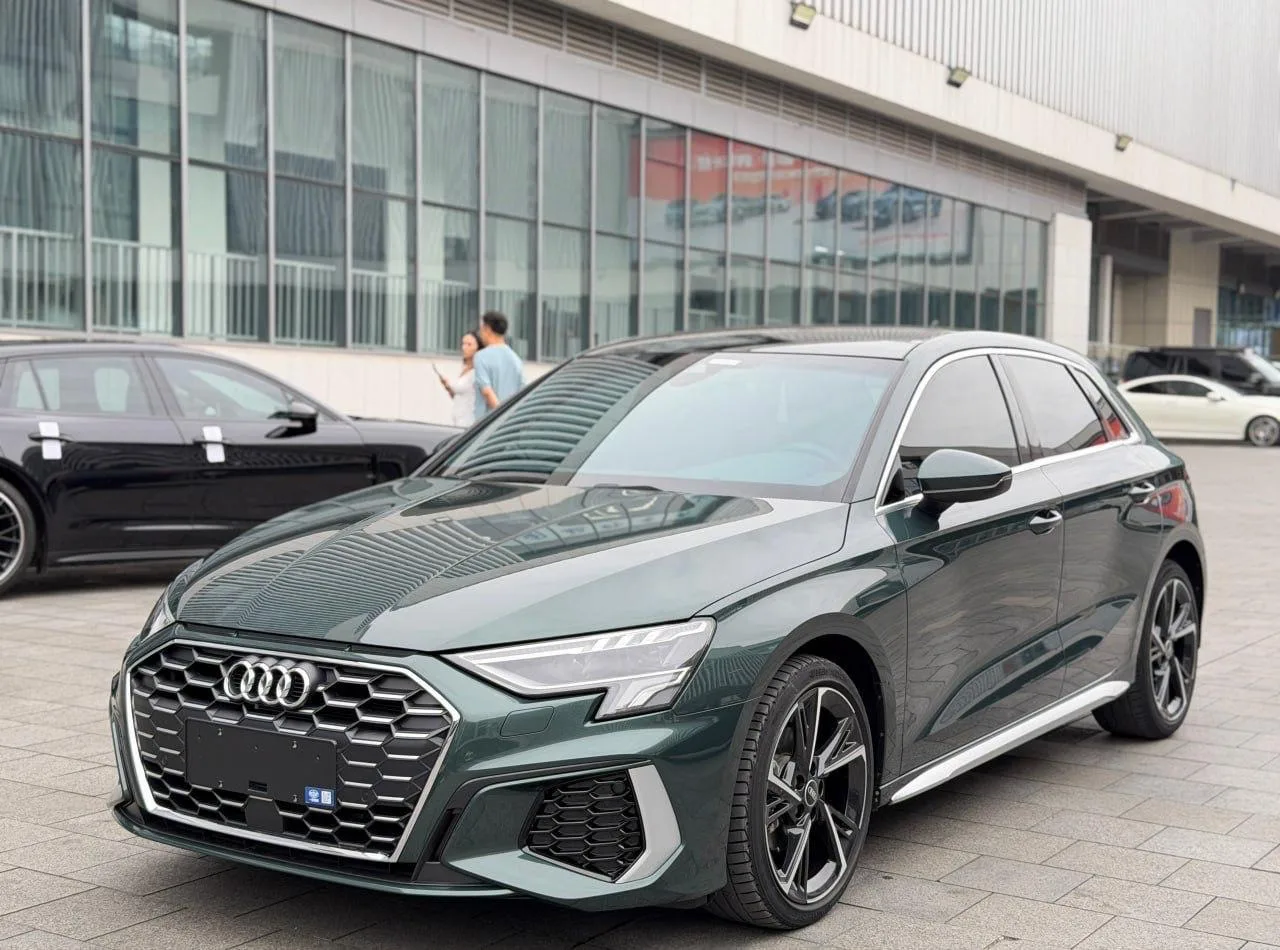 +6 на складе 🇨🇳

В продажу на наш склад поступили еще 6 классных автомобилей. Как всегда, все в от