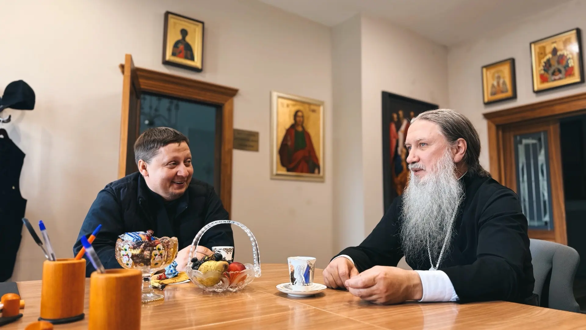 🕊️ Если же станешь говорить кому что-либо полезное, то говори в виде учащегося, а не с...