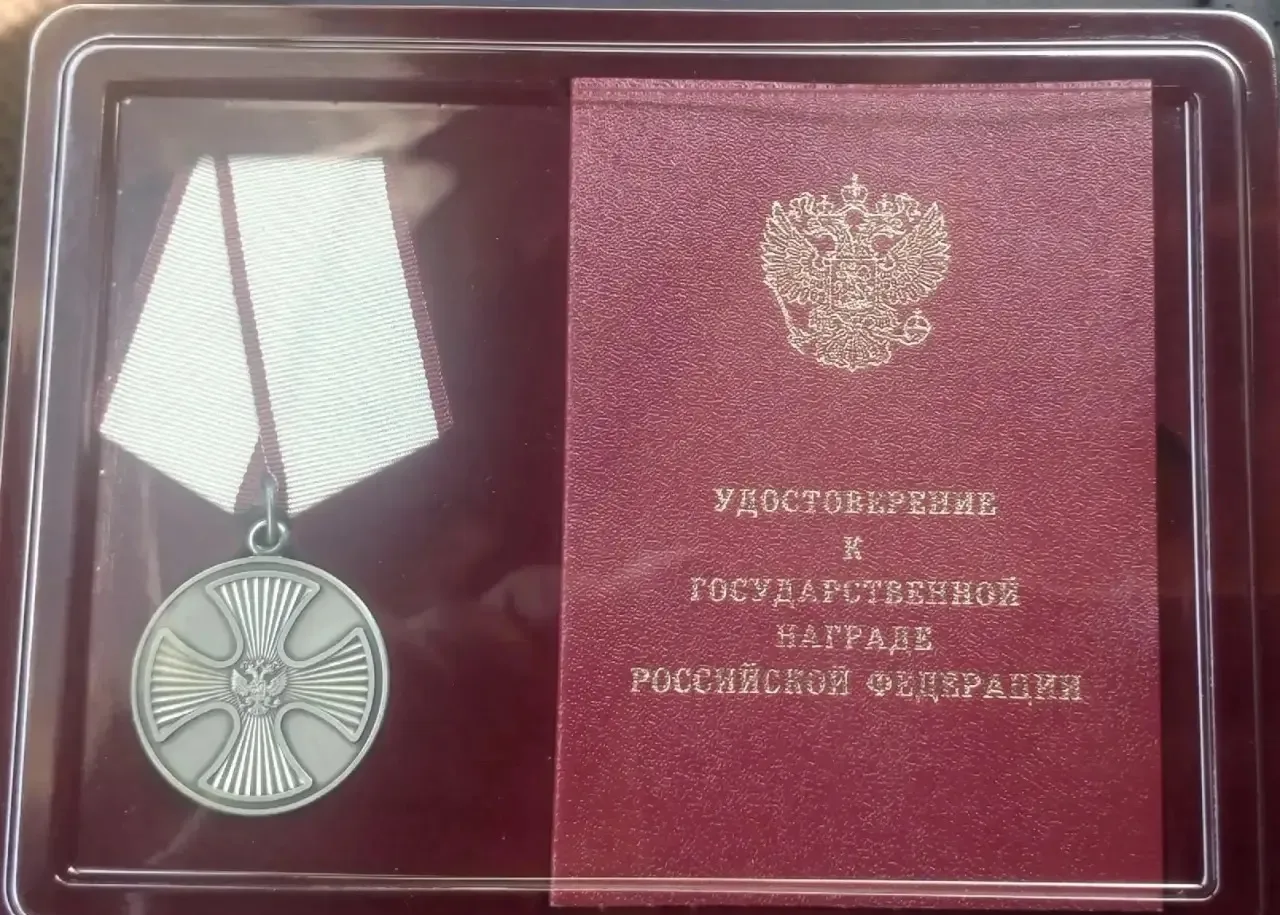 Воин-энергетик из Западного ПО Адик Якубов указом Президента России В.В. Путина удостое...