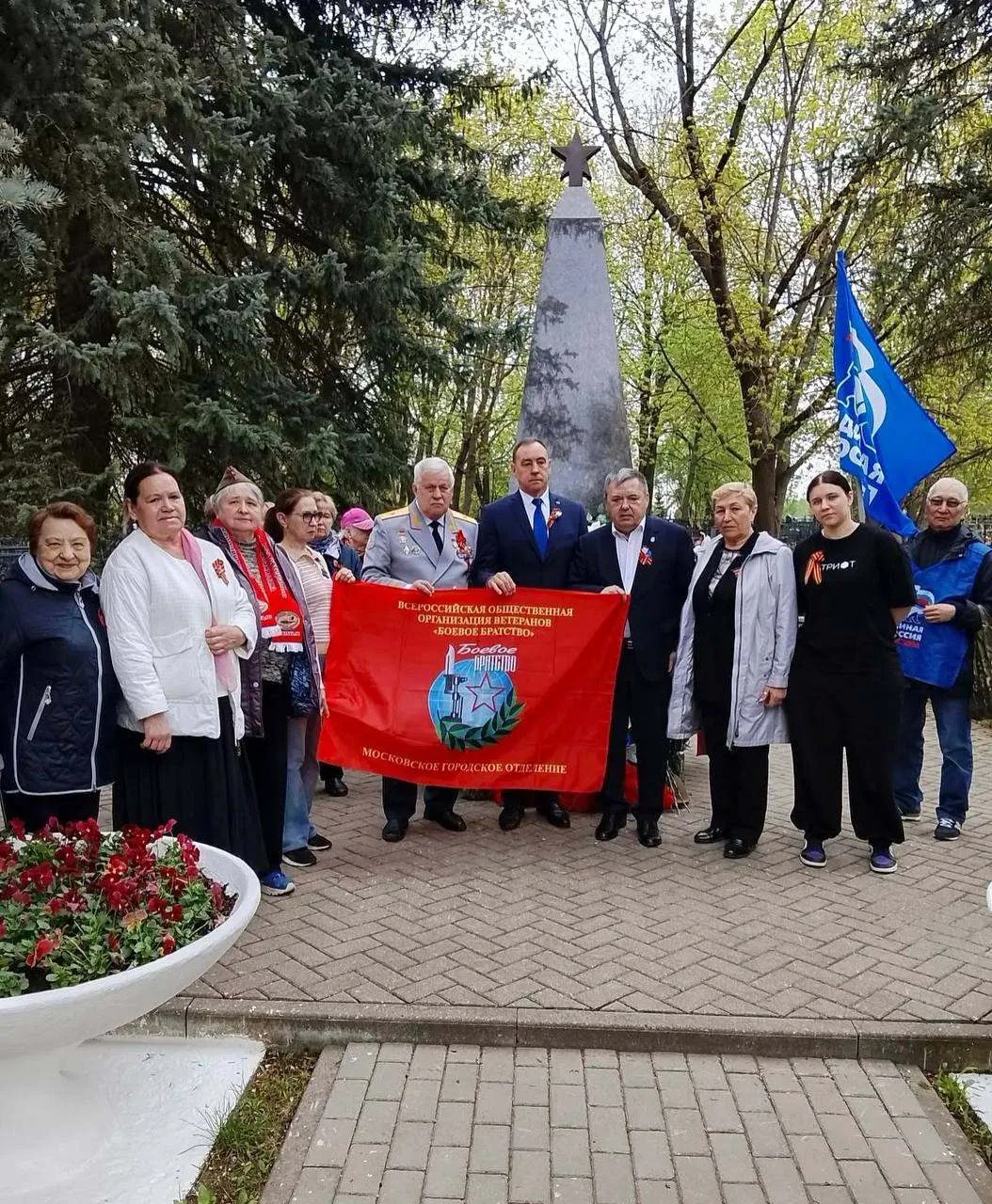 Вечная слава героям Великой Отечественной войны!  Ежегодно, в День Победы, мы вспоминаем тех, кто за