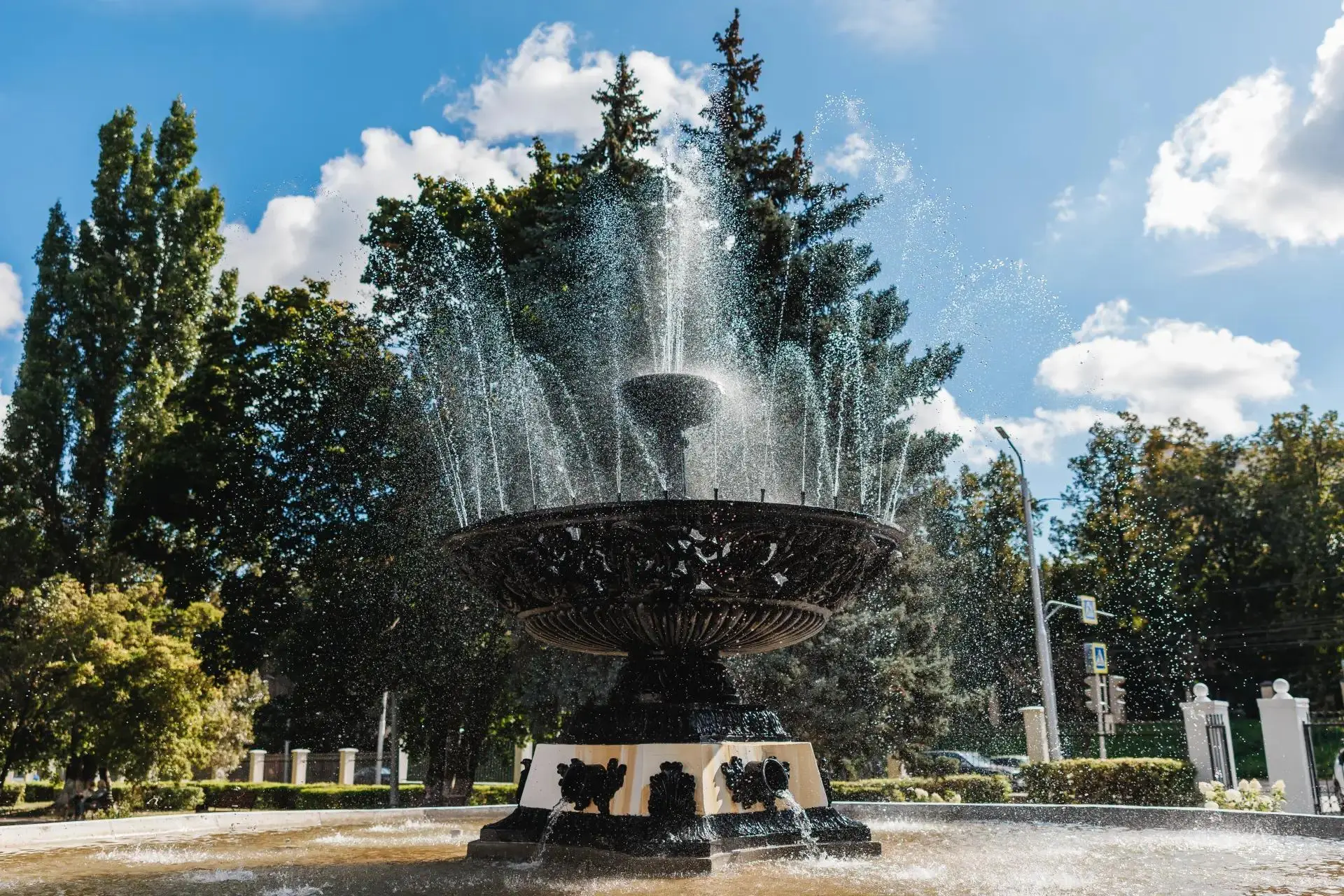 Дошли до улицы Есенина