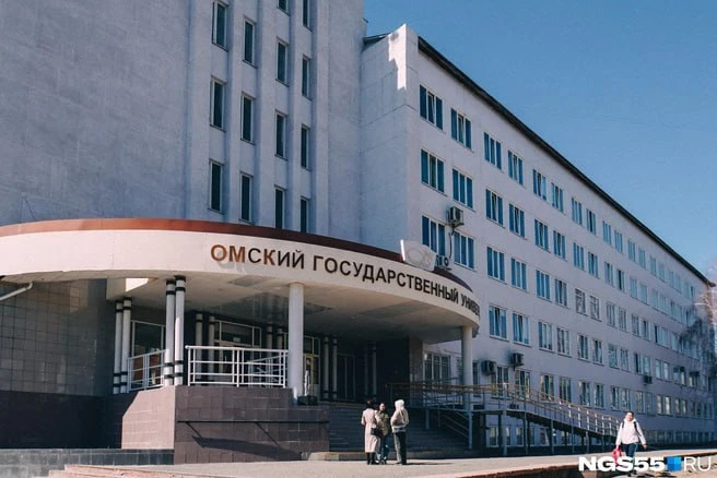 Четыре корпуса ОмГУ и общежитие остались без отопления и горячей воды