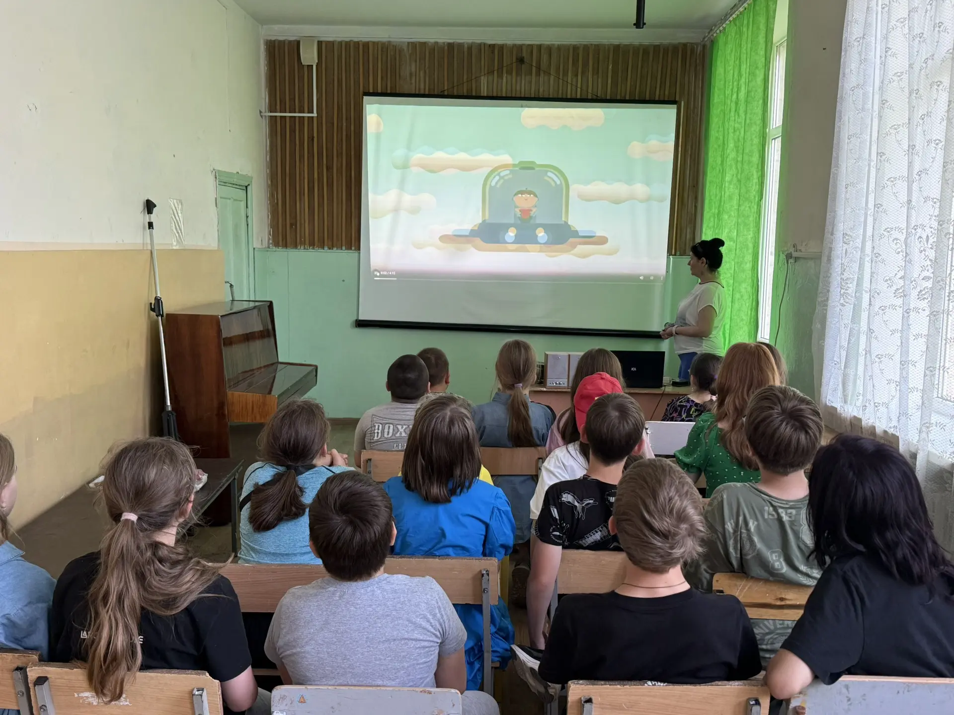 Лето в лагере — это не только игры, прогулки и новые друзья, но и отличная возможность узнать что-то