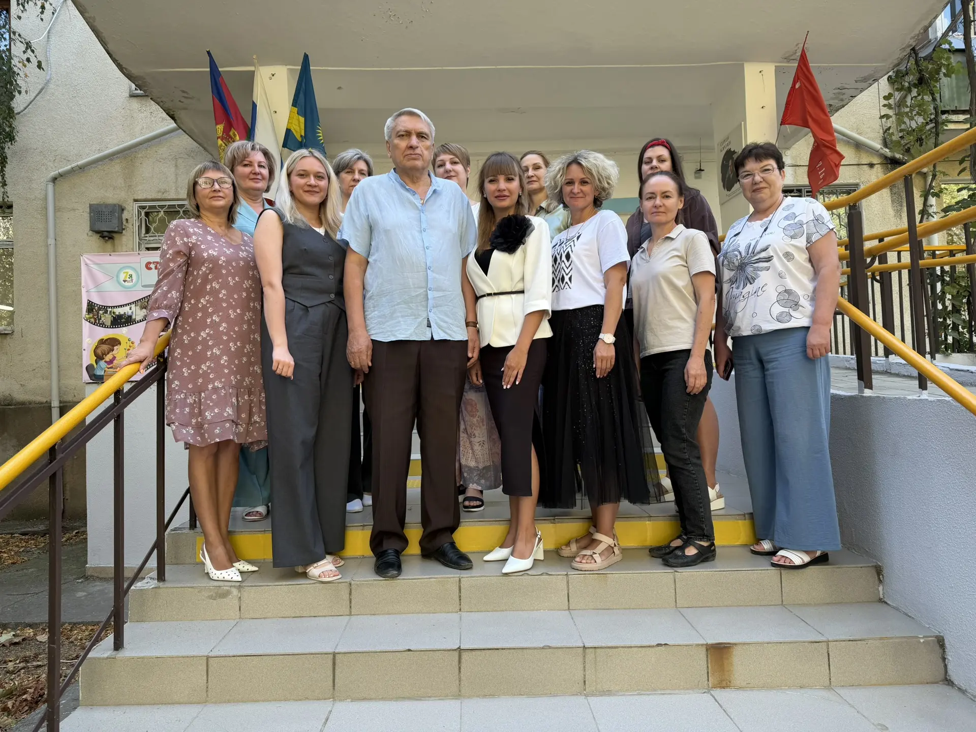 🎉 Дорогие друзья, поздравляю всех с 1 сентября — с Днём знаний! 📚✨