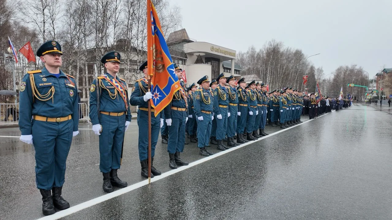 Ханты-Мансийск встречает День Победы!  📸 Ханты-Мансийск | Онлайн