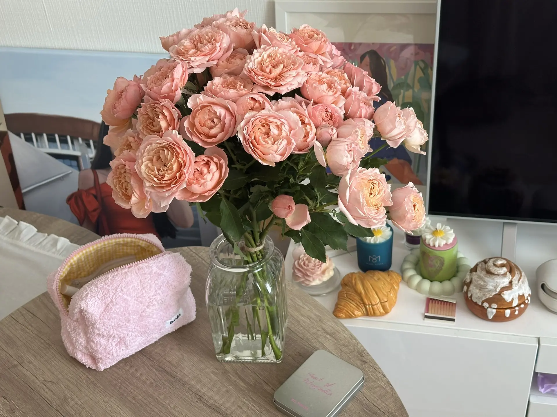 Девушки, поздравляю вас с Днём всех влюбленных 💘.  Даже если вы сейчас без второй половинки, то не з
