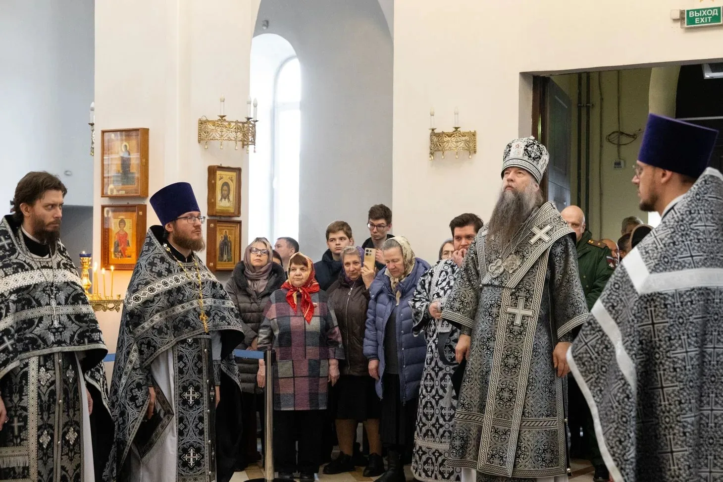 18 марта в день обретения мощей святых благоверных князей Феодора Смоленского и чад его...