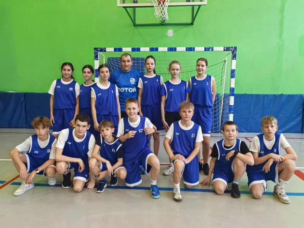 🏃‍♂️ 6 "Б" на Президентских стартах: «Быстрее! Выше! Сильнее!» — это про них!  Наши шестиклассники д