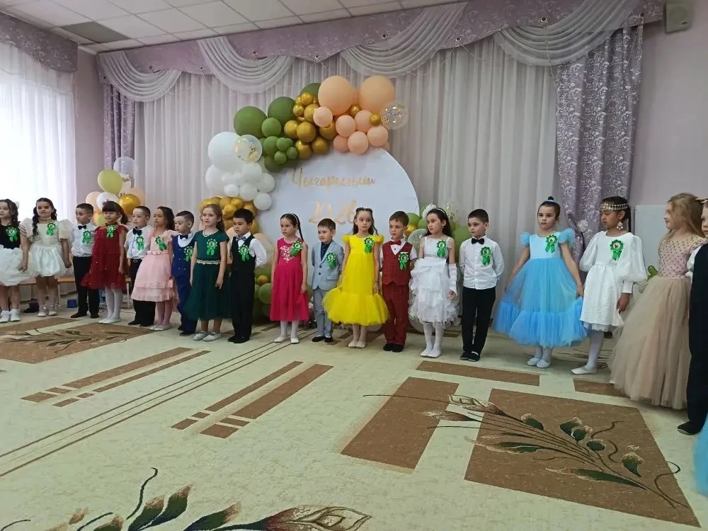 28,29 май көннәрендә мәктәпкә әзерлек төркемнәренең бакча белән саубуллашу кичәләре узды. 

Балалар 