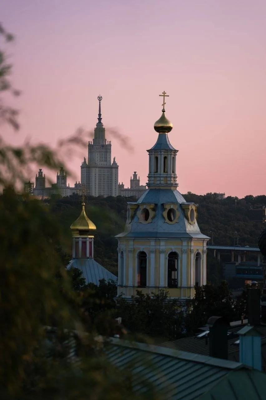 Бесплатная смотровая площадка у здания РАН 😍
