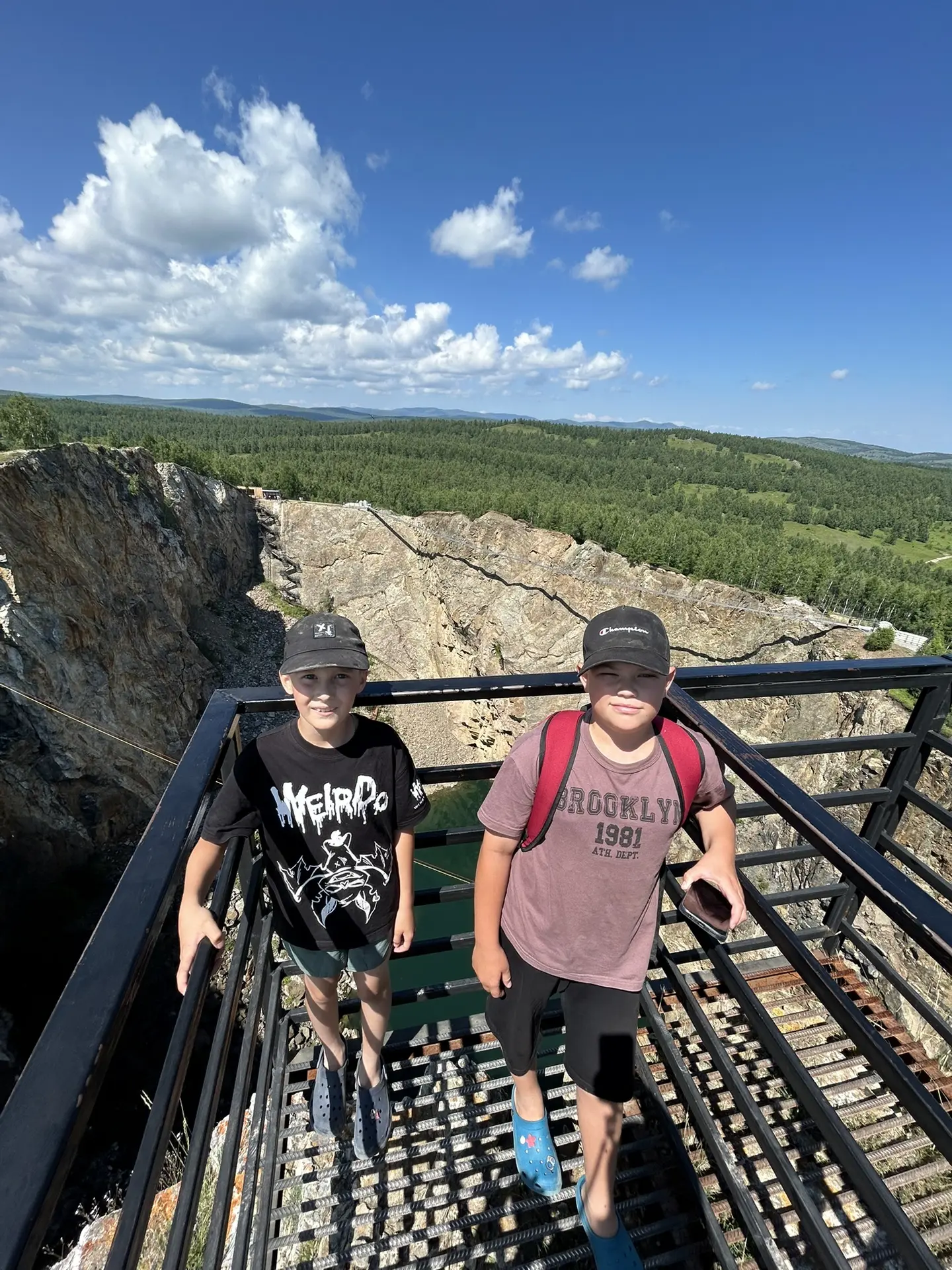 Экспедиция в Хакасии: несколько дней — и столько всего! ☀️🏕️

За это время мы успели:
— прогуляться