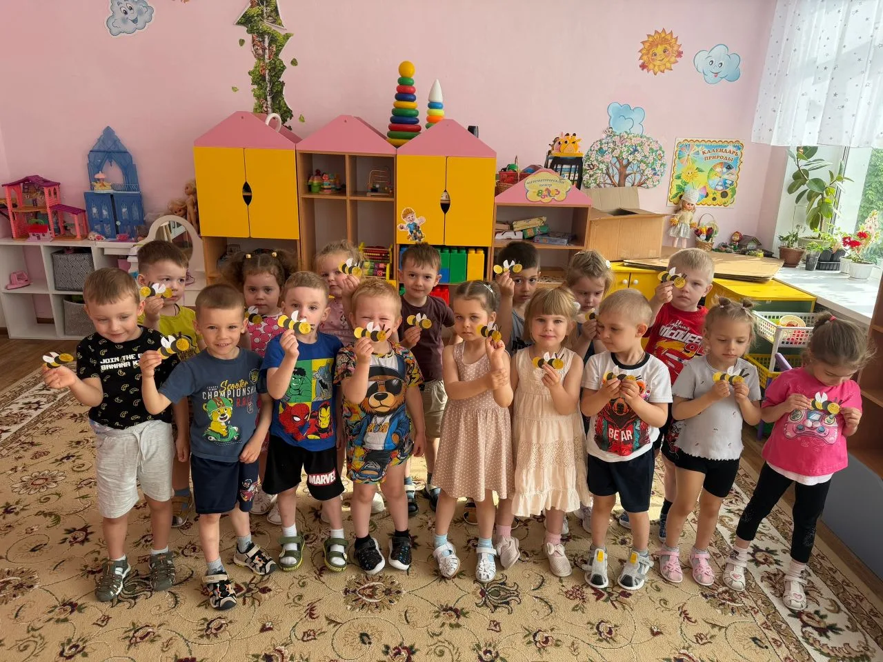 🐝 🐝 20 мая отмечается Всемирный день пчел. В нашей группе №9 «Подсолнушки» 🌻 ,в рамк...