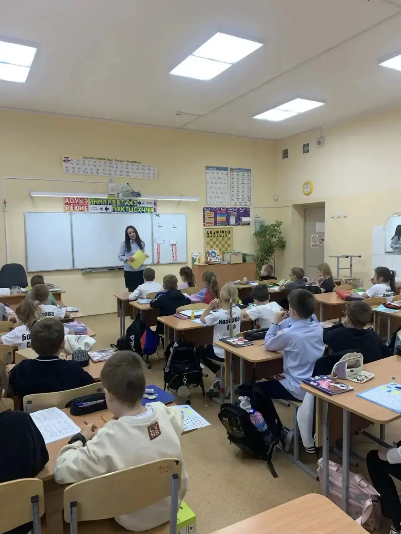 21 мая для учеников начальной школы прошёл важный и полезный разговор о безопасности во время летних