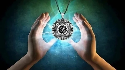 🛡ЗАЩИТНЫЙ ЗАГОВОР ОТ НЕУДАЧ НА ЛИЧНЫЕ ВЕЩИ 

Этот заговор читают на вещь, которую вы всегда носите 