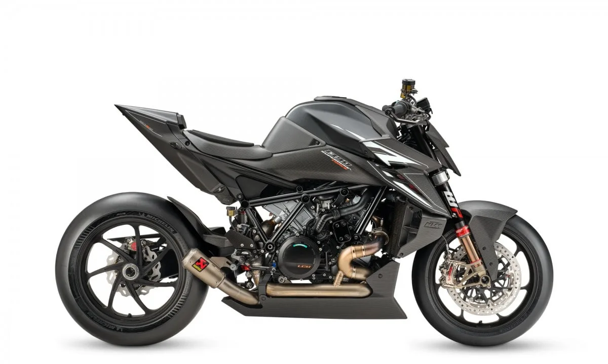 KTM 1390 Super Duke RR Track: байк за 3.5 млн, который нельзя купить просто так  Из-за кризиса в 202