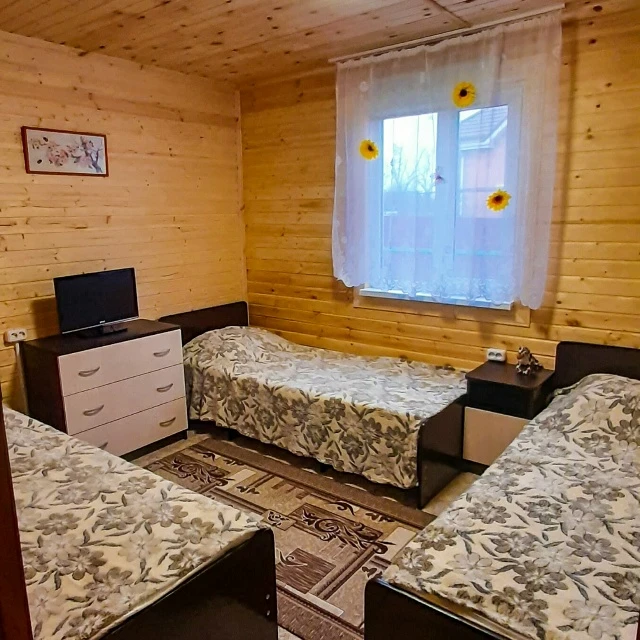 #ДОЛЖАНСКАЯ  Азовское море, станица Должанская!    Наш дом двухкомнатный с большой кухней, гардеробн
