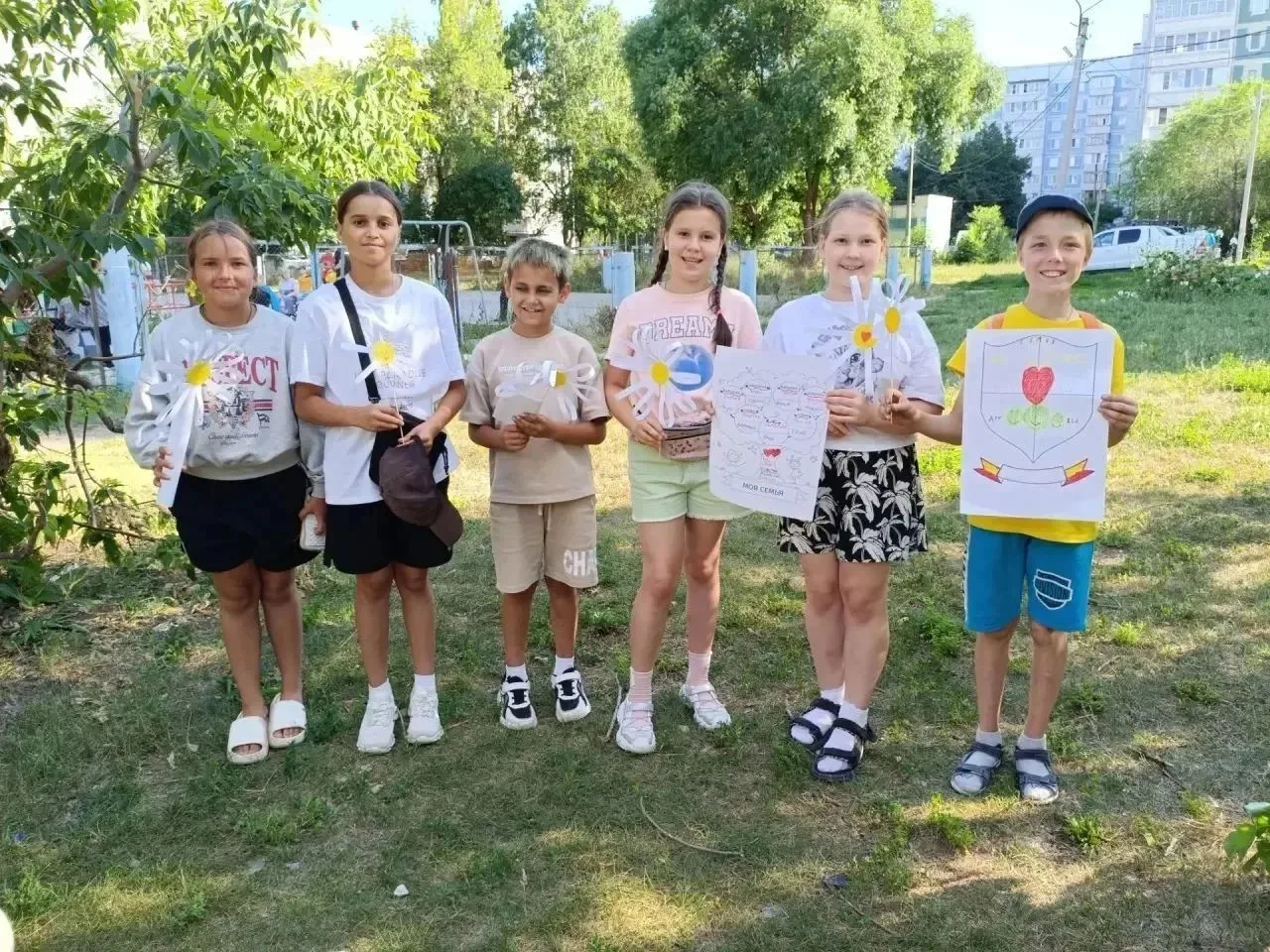☀️ В Ульяновске продолжается вторая смена городского проекта «Лето во дворах»