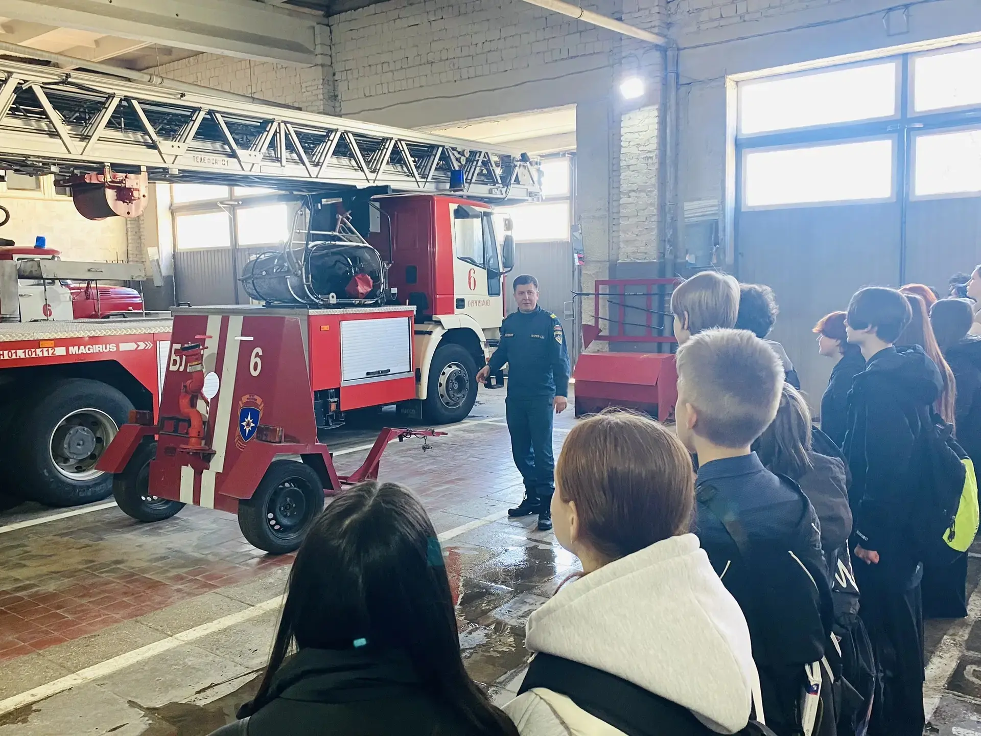 🚒 Экскурсия 7 «А» в пожарную часть: итоги познавательного дня  Сегодня учащиеся 7 «А» класса посетил