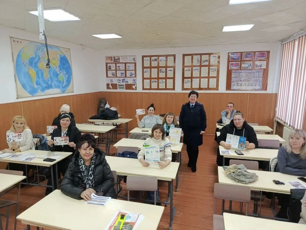 В МБОУ "Лицей №4" г. Камень-на-Оби прошли родительские собрания, где одной из самых важных тем  была