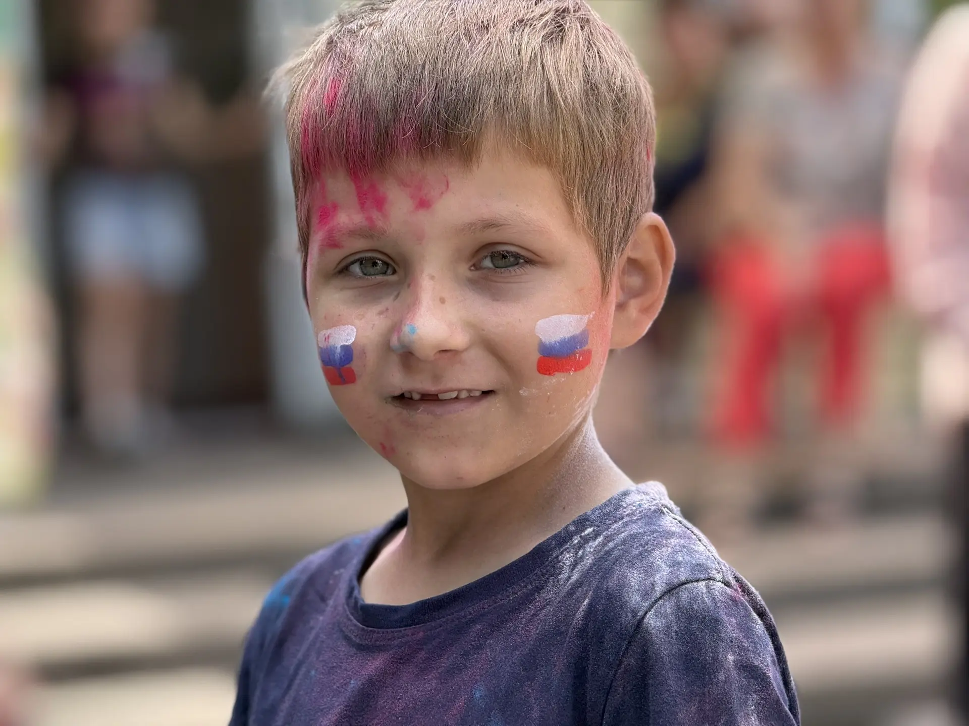 🇷🇺ДЕНЬ РОССИИ🇷🇺

🇷🇺 В нашем лагере мы с большим удовольствием отметили День России! Этот день 