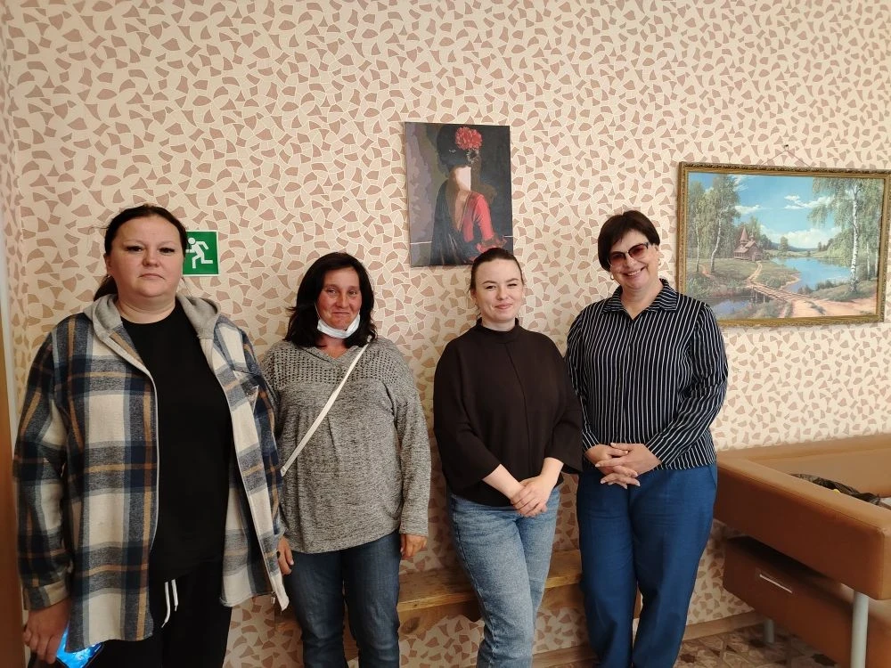 Формула любви для семьи - «минимум восемь объятий в день»

 Благополучие всегда там, где люди лицом 