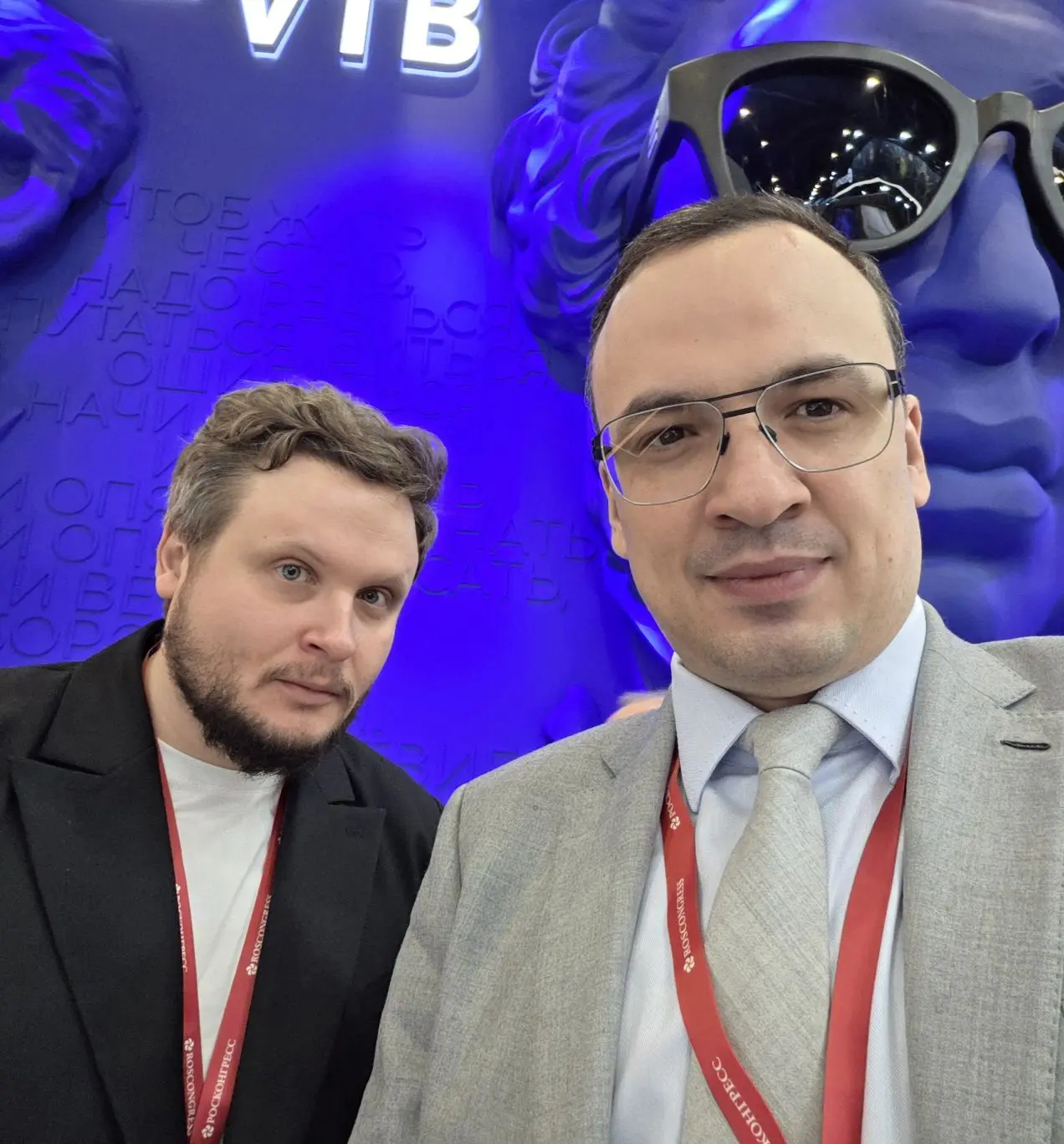 Пранкер Лексус – тоже на #ПМЭФ. Встретились с давним знакомым перед выступлением Алексея на сессии п
