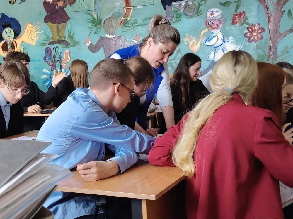 🎓 Кадровый центр «Александровский» открыл мир профессий для школьников

Сотрудники филиала «Алексан
