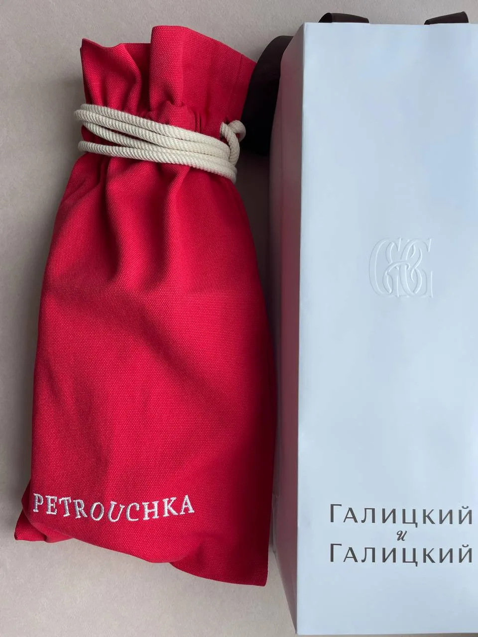 Продолжаю полезное хвастовство в рубрике #месяцподарков 🎁