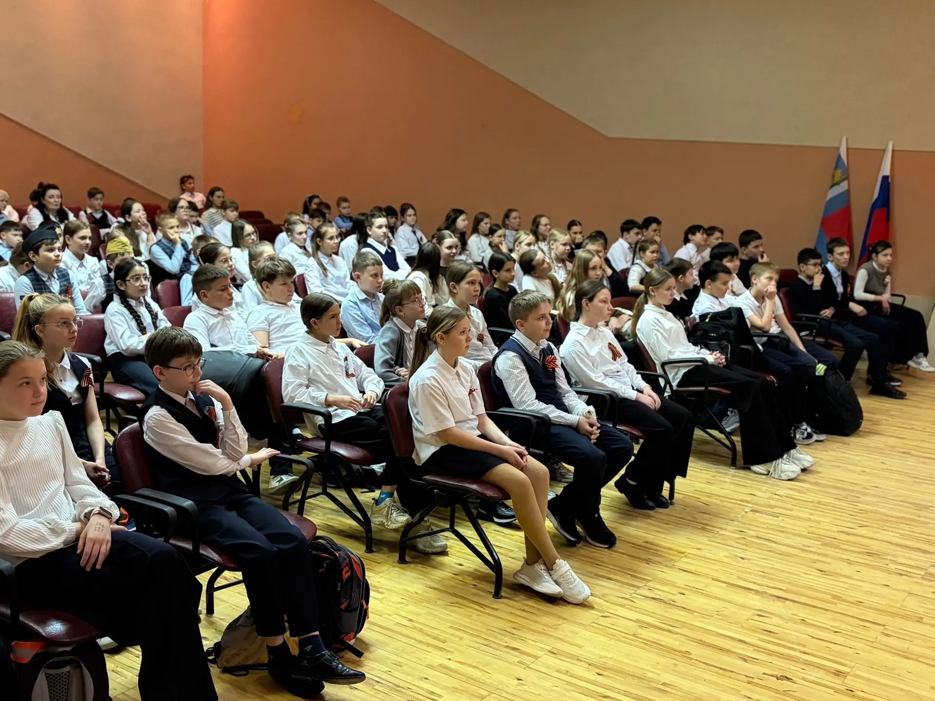 🕊️ 29 апреля нашу школу посетил Центр культурного развития «Молодежный»  В этот день в стенах школы 