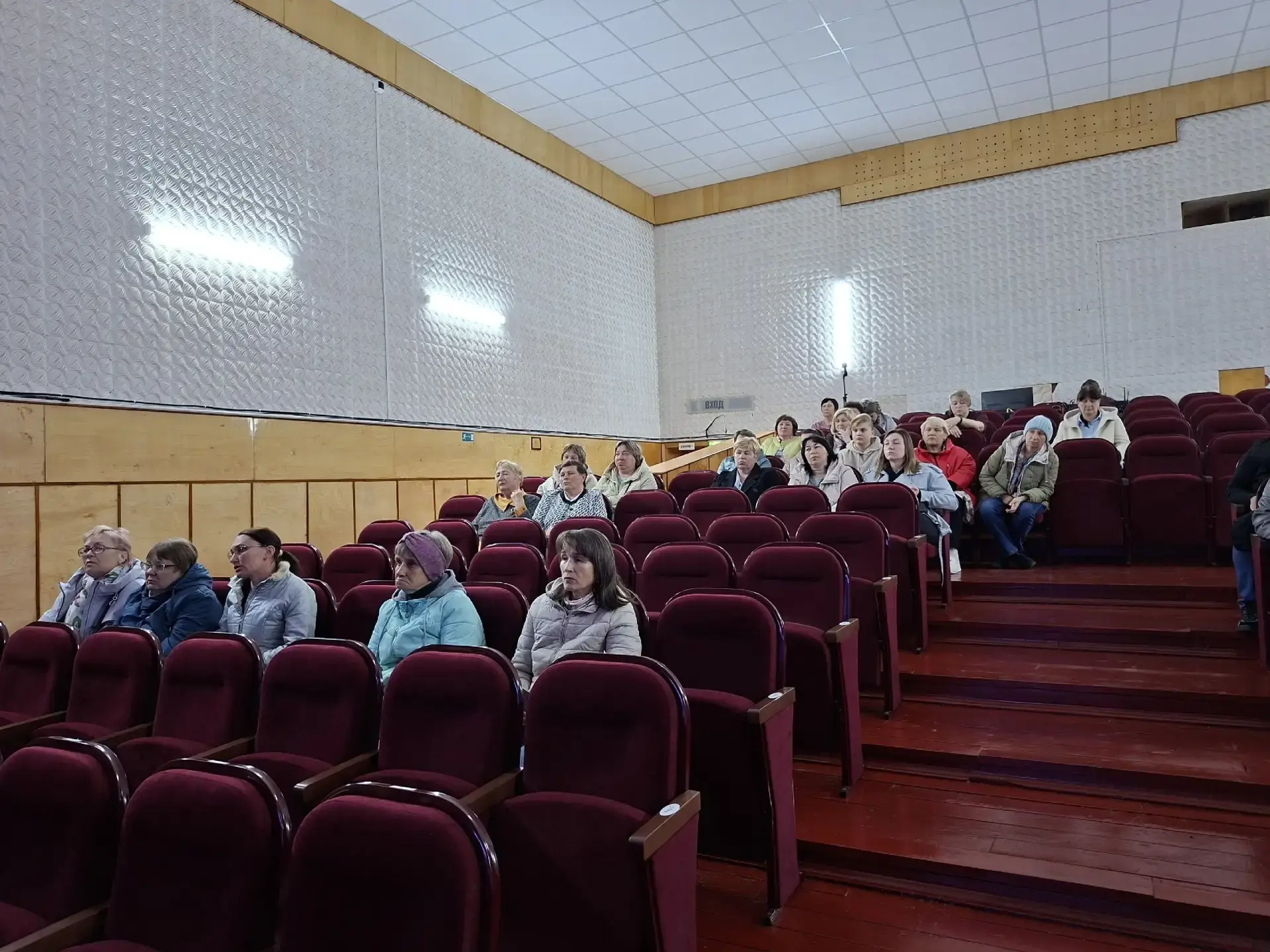 Глава Черепановского района, секретарь местного отделения партии «Единая Россия» С. Н. Овсянников и 