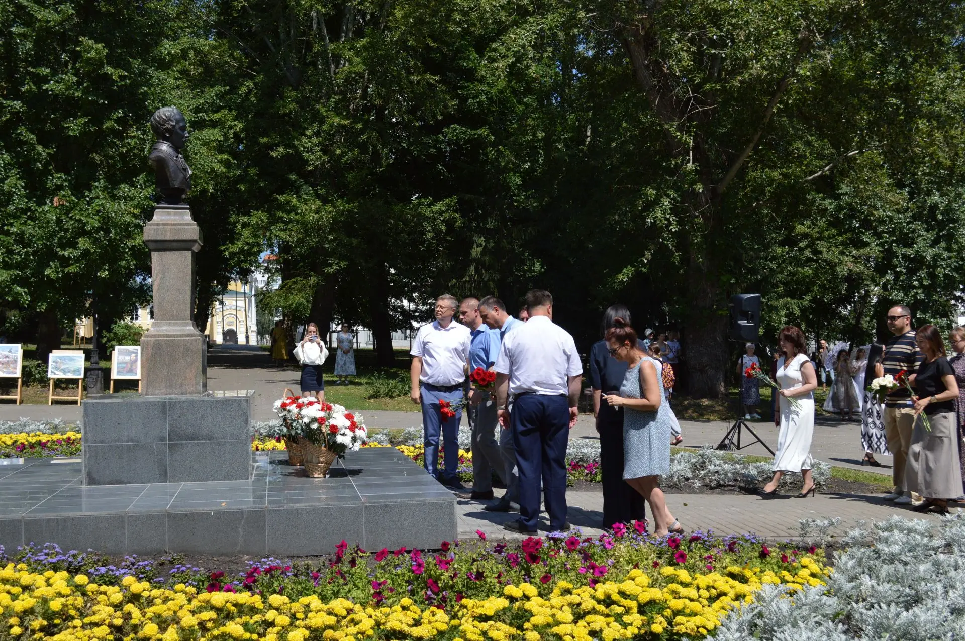 10 июля в сквере им. М.Ю. Лермонтова прошел 55 Лермонтовский праздник поэзии!

В празднике приняли у
