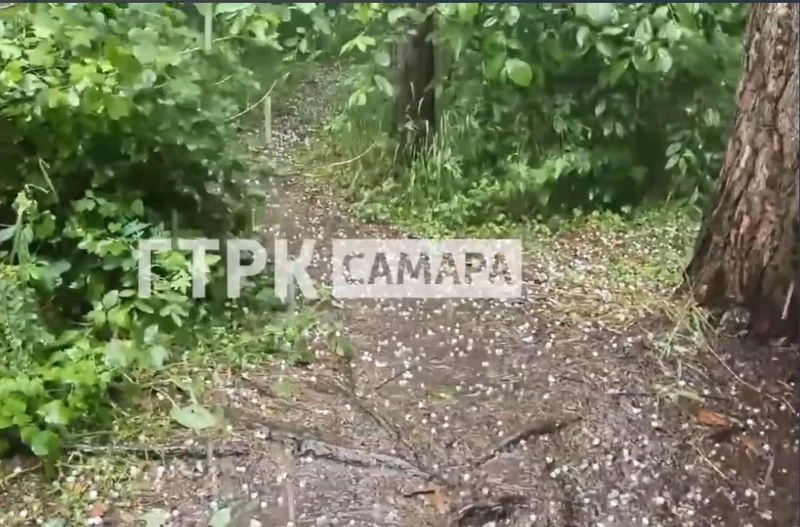 В Самарской области идет град 

В Самарской области идет град: о нем сообщают в сети очевидцы, жител