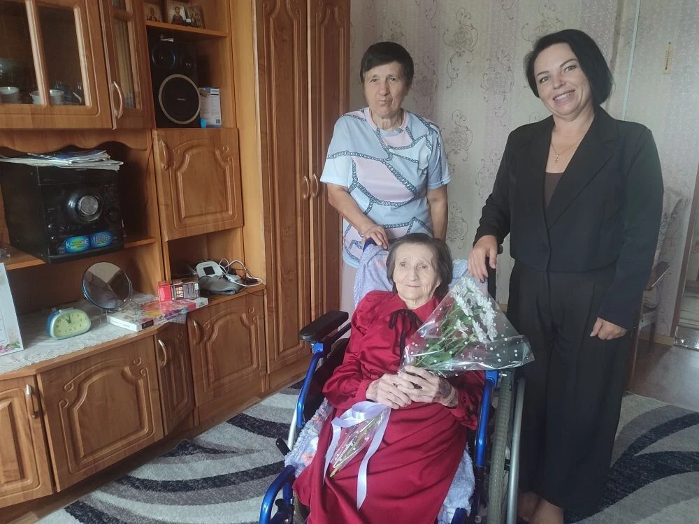 🌹Счастье обрести семью в 90 лет: особенный юбилей Клавдии Романовны