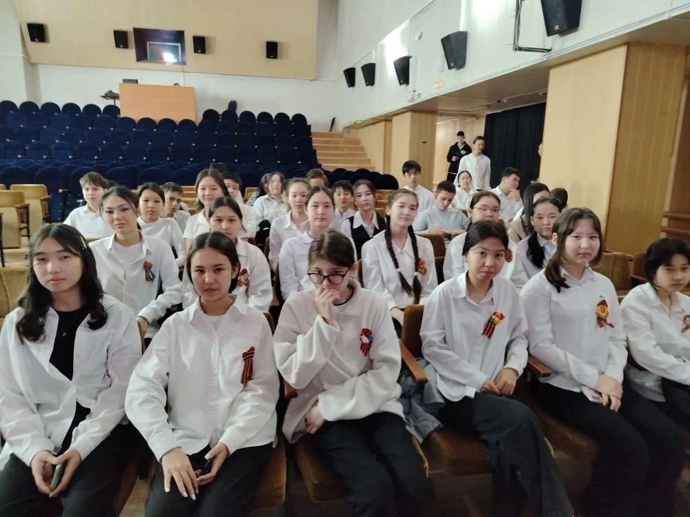 Володарский район объединил активную молодежь!  Наши ученики стали частью масштабного профилактическ