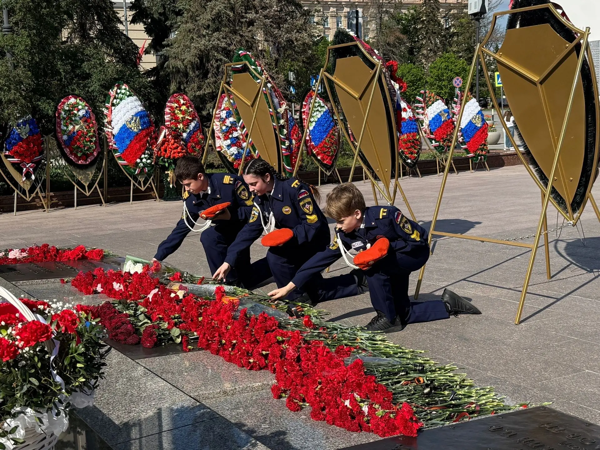 Память, которая живёт в сердце ❤️ В преддверии великого праздника — Дня Победы — ученики 6 «Б» класс