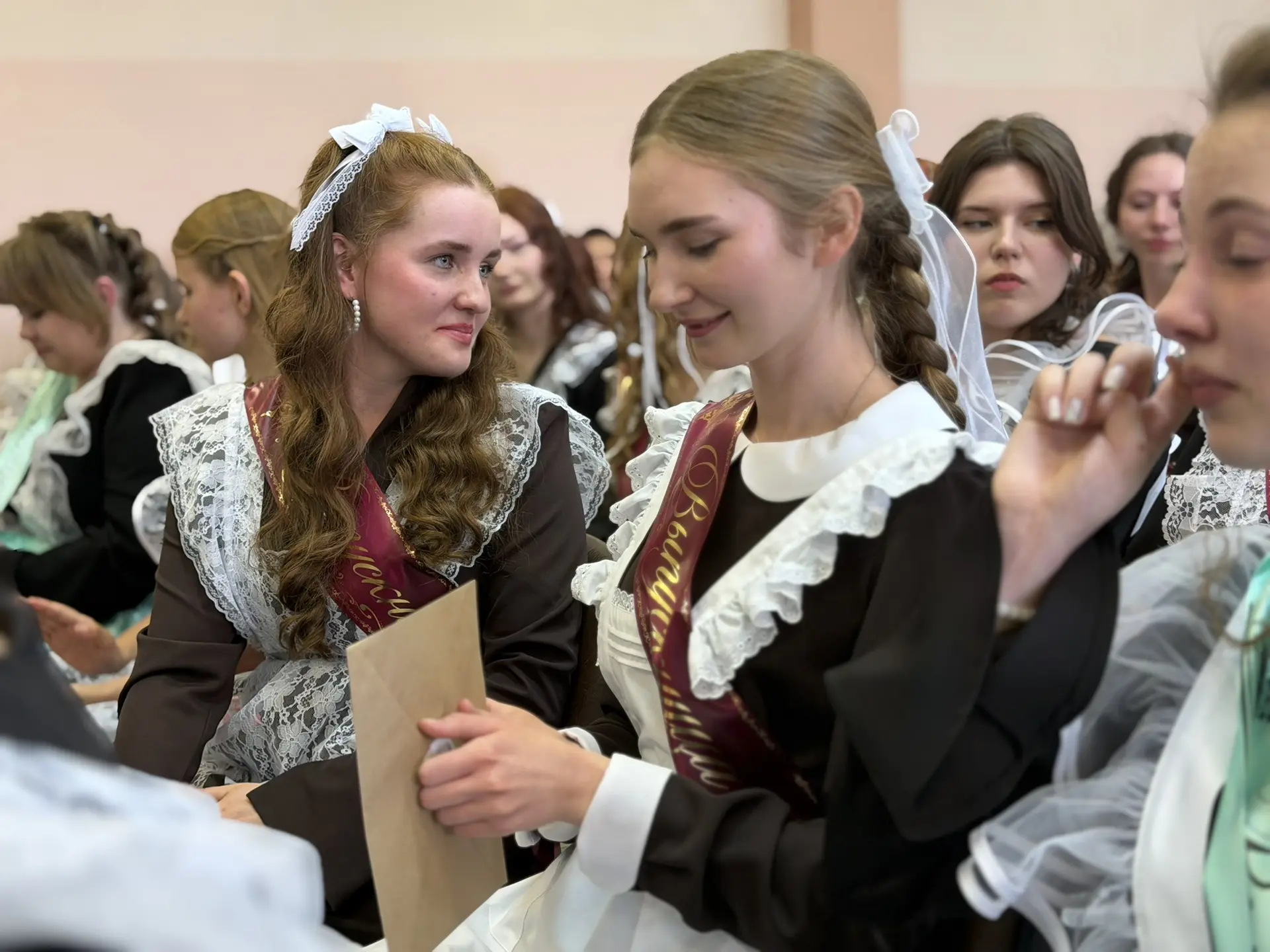 ❤️ПОСЛЕДНИЙ ЗВОНОК🔔  Сегодня стены родной Школы № 20 им. Н.З. Бирюкова наполнились трогательными мел