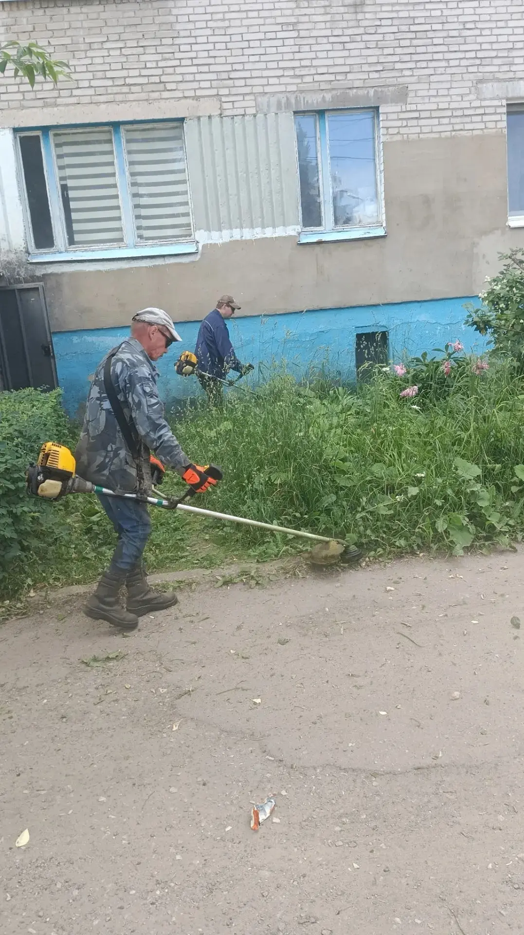 Пятница это не просто конец рабочей недели, это маленькая победа!💪 
    
Покос травы по адресам:
📍
