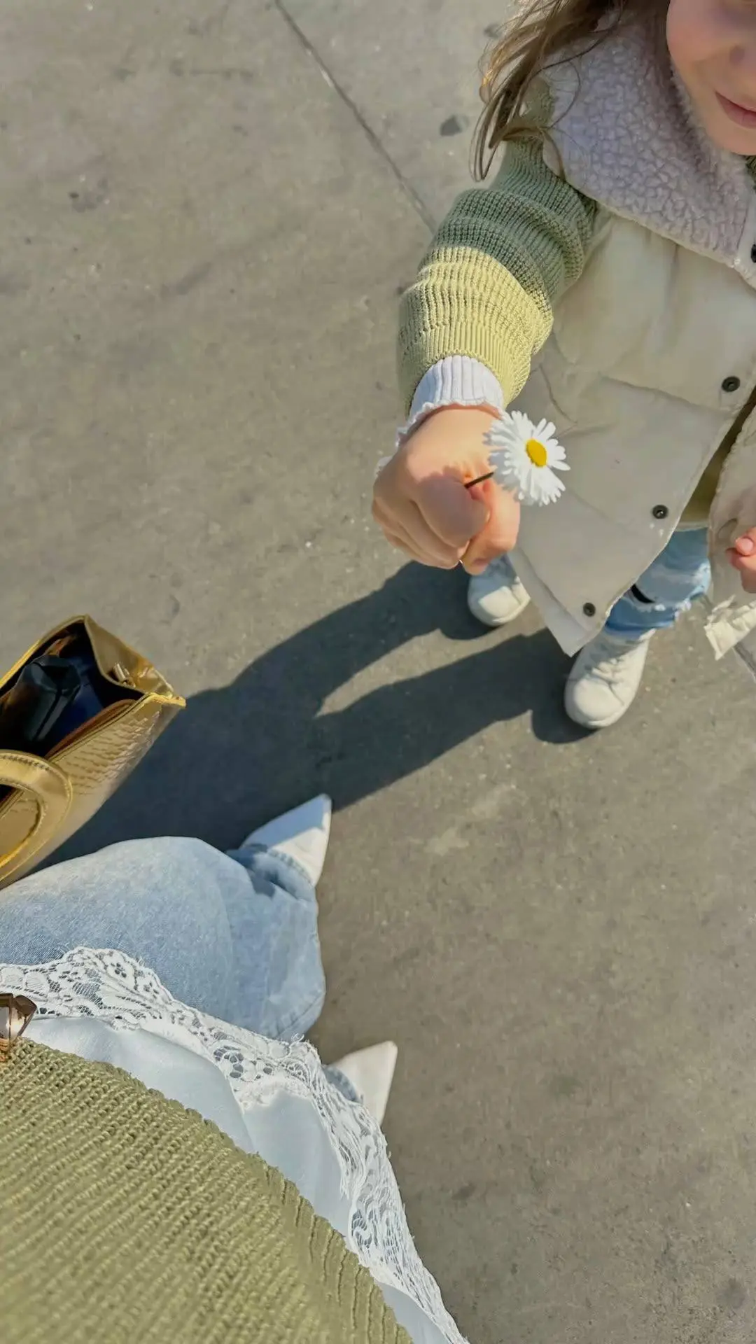 🤩С Днём семьи, любви и верности!

Пусть рядом будут те, с кем уютно молчать, легко быть собой и не 