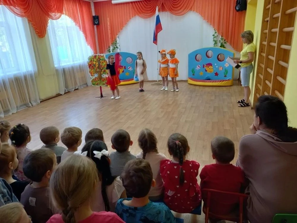 В рамках проекта «Эколята-дошколята» дети подготовительной к школе группы показали экол...
