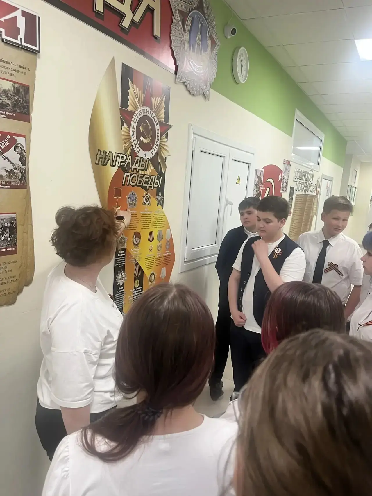 🎖️ УЧАЩИЕСЯ 6 «Г» КЛАССА В ШКОЛЬНОМ МУЗЕЕ ПАМЯТИ ВОВ 🎖️  Учащиеся 6 «Г» класса посетили школьный Муз