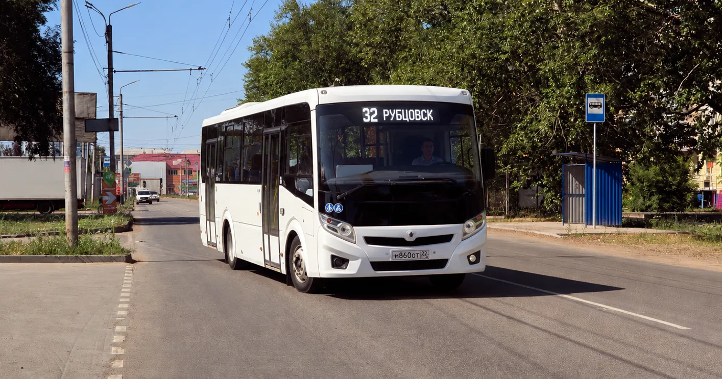 В Рубцовск приехали 8 новых автобусов за 64,7 млн. А кому дадут ключи?