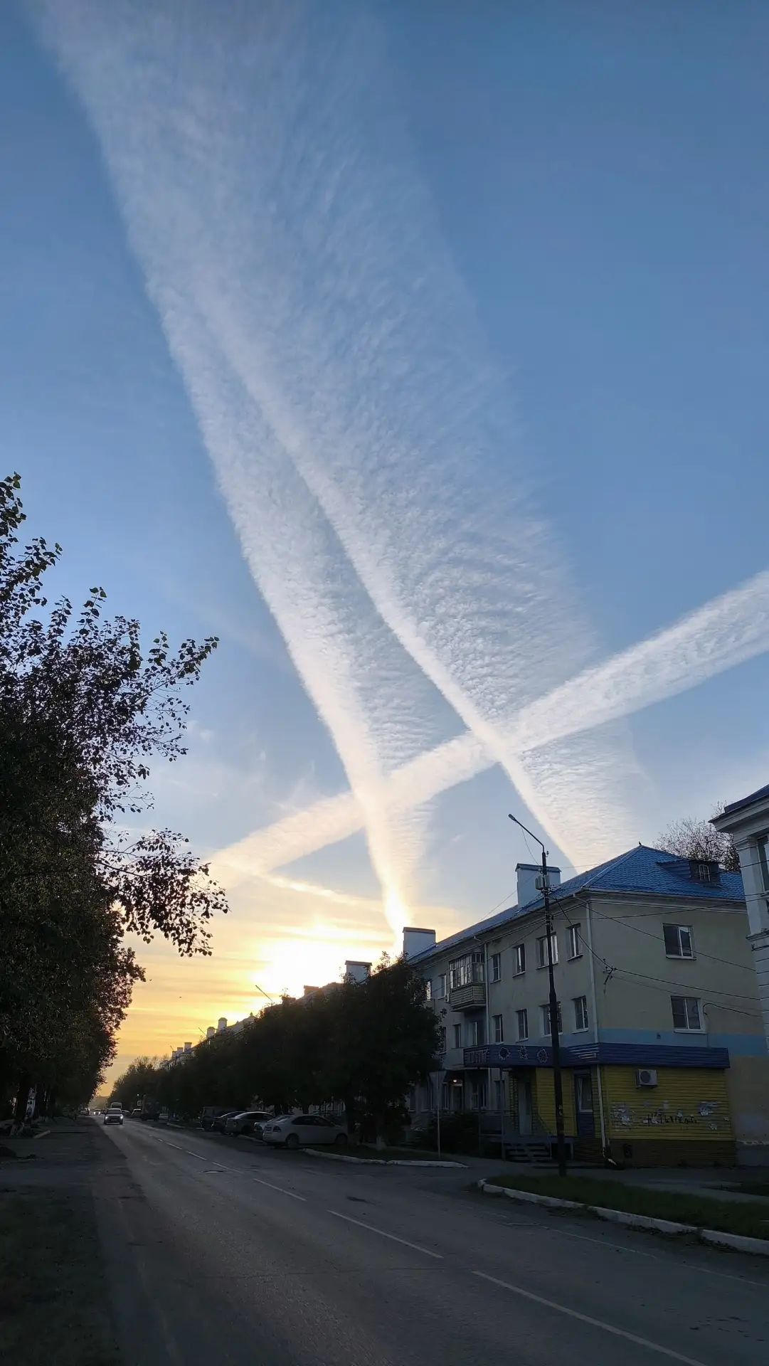 Видели какой сегодня рисунок в небе