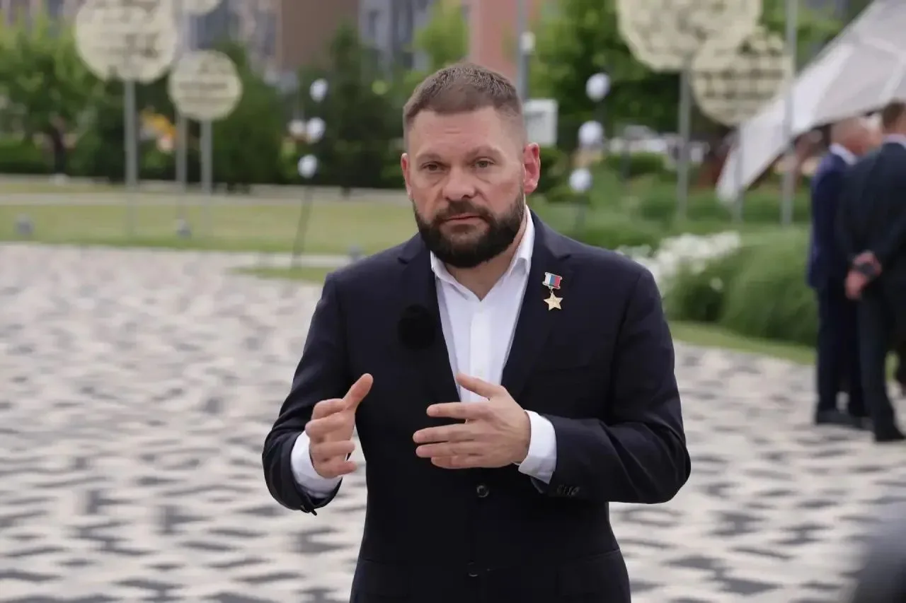 Евгений Поддубный встретился в Ставрополе с участниками СВО и их семьями