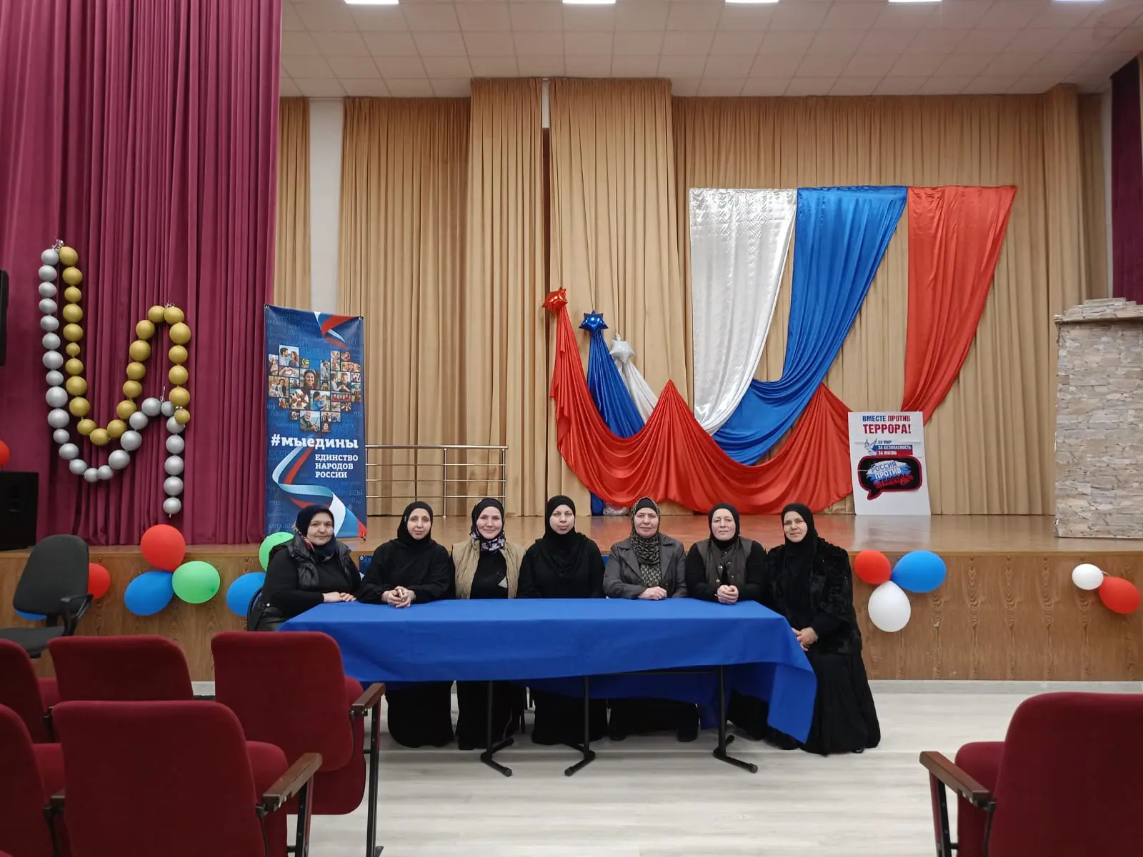 Сегодня наш коллектив МКДОУ д/с "Салам" в сопровождении директора Зайнаб Хайбулаевны провели день   