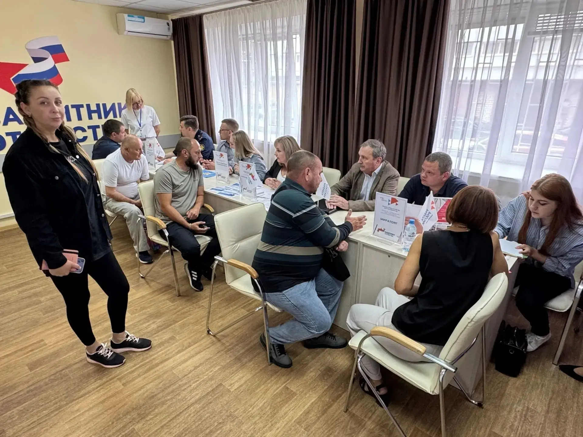 ⚡️ Ветераны СВО и члены их семей получили предложения о работе на ярмарке трудоустройст...